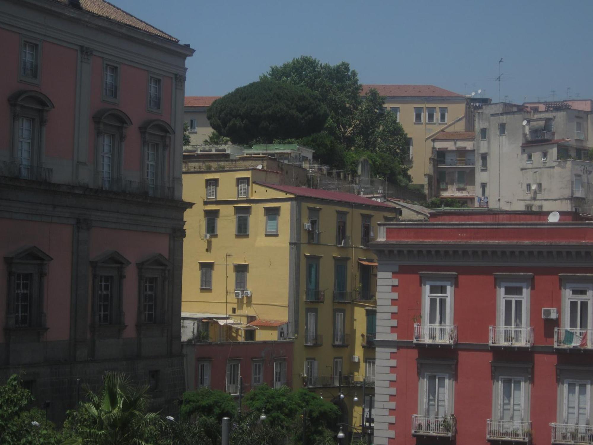 Bed and Breakfast Al 68 Di Piazza Cavour Neapol Exteriér fotografie