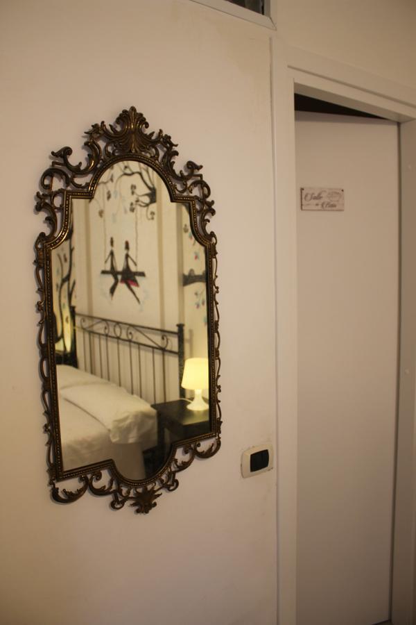 Bed and Breakfast Al 68 Di Piazza Cavour Neapol Exteriér fotografie