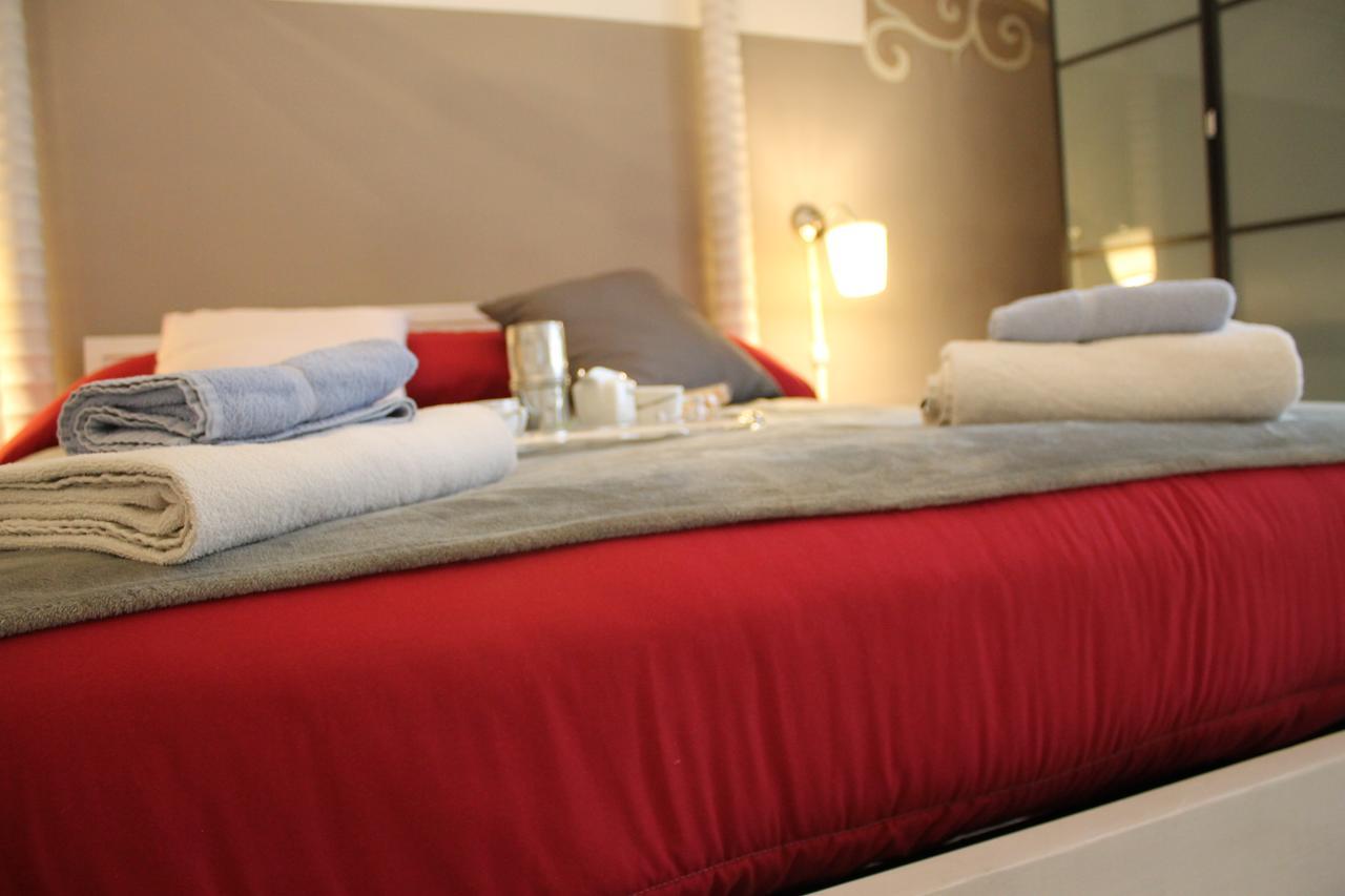 Bed and Breakfast Al 68 Di Piazza Cavour Neapol Exteriér fotografie